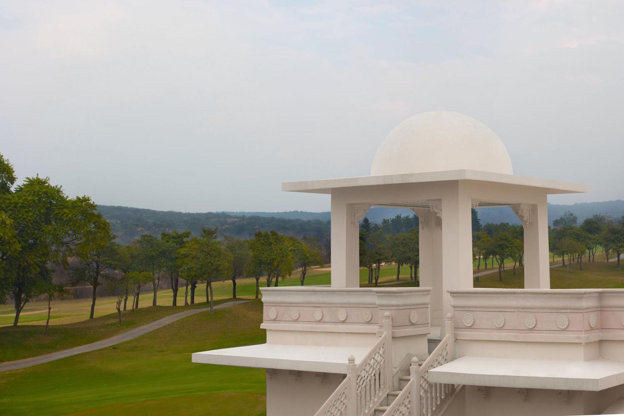 Hotel Itc Grand Bharat, A Luxury Collection Retreat, Gurgaon, New Delhi Capital Region Extérieur photo